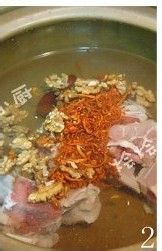 春季补脾固肾的一碗汤---核桃虫草花骨头汤