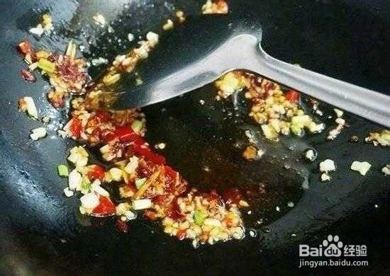 金针菇这样做,酸甜辣相融合,下饭佐酒都不错