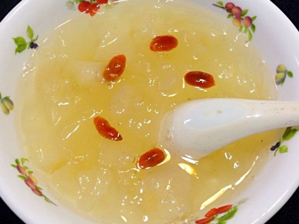 冰糖银耳雪梨羹