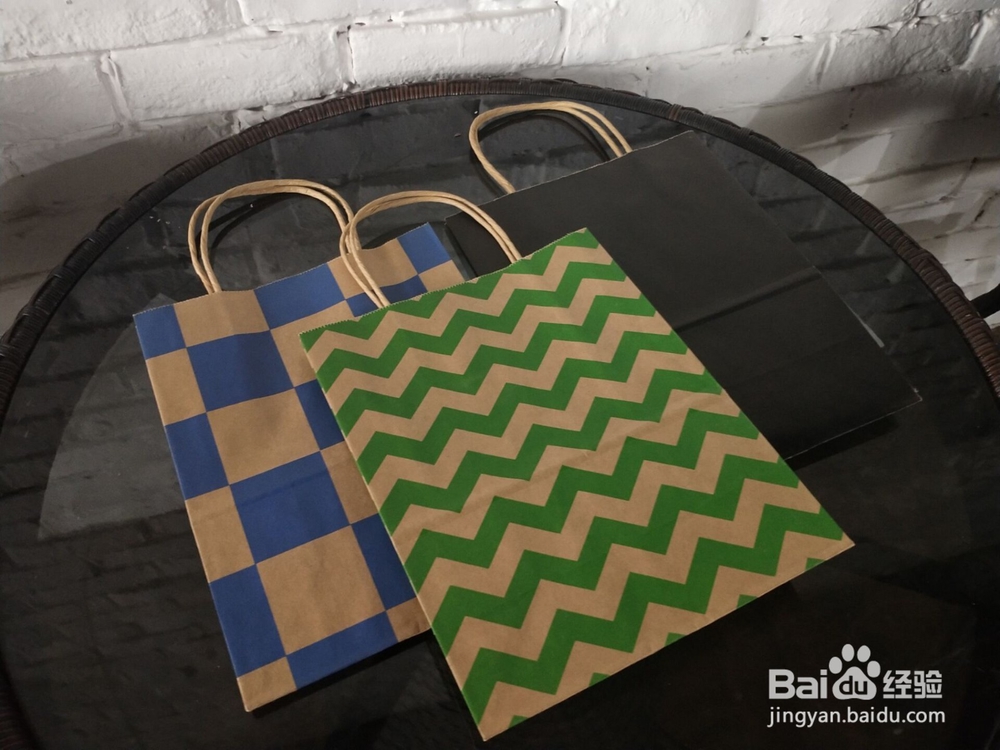 怎么制作手提袋设计？