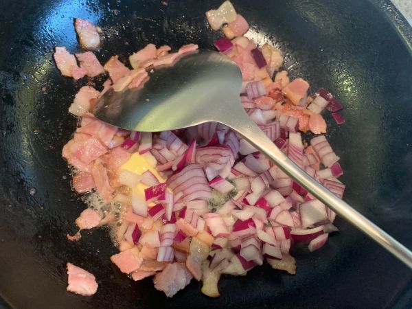 培根蘑菇法棍披萨