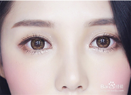 化妆快一步，每天最少多睡十分钟！