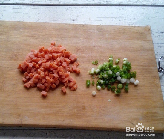 剩米饭这样做,好吃又省事。馋哭隔壁小孩