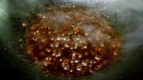 酱酱葱白过油鸭