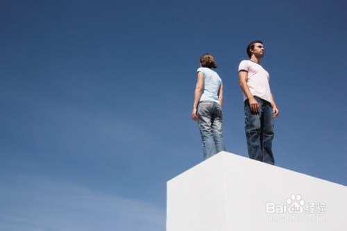 夫妻之间吵架怎么办？