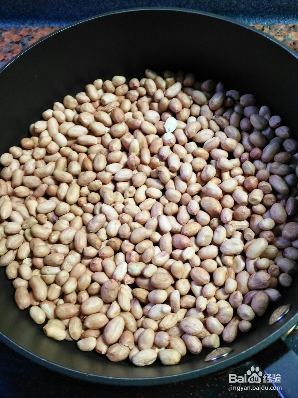 营养美味的花生芝麻糖