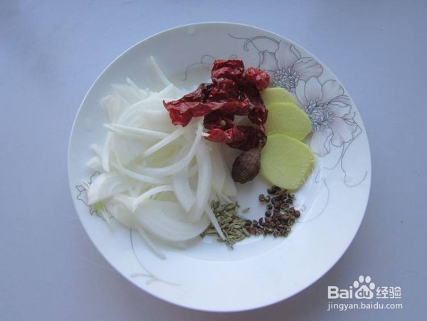 怎么做恰玛古焖羊排