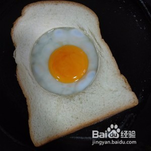 自制营养早餐之芝士荷包蛋吐司详细教程图解