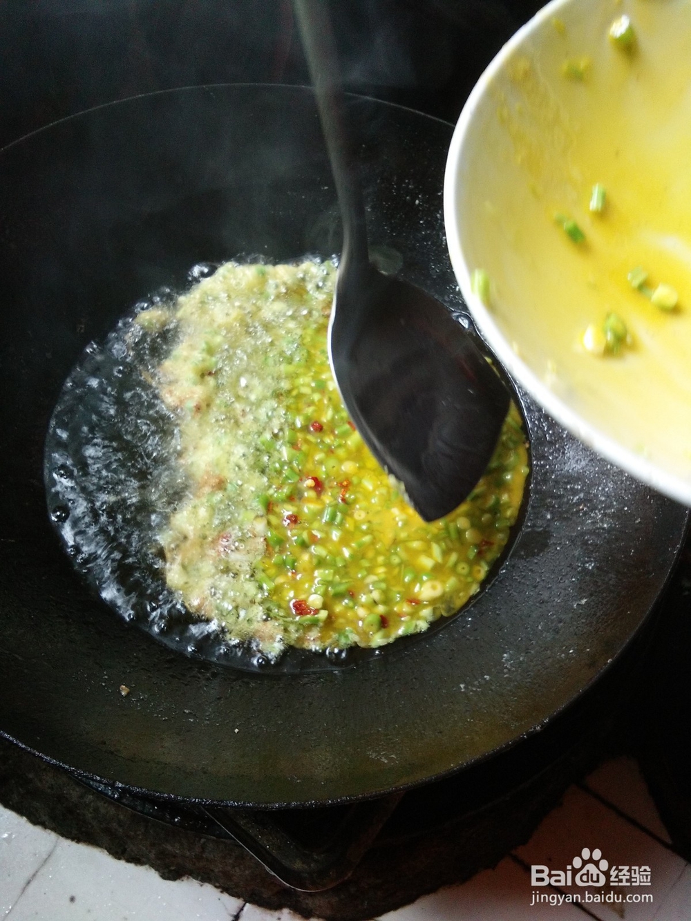 春风吹,春笋生,如何做一道美味的鸡蛋炒春笋?