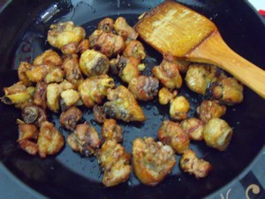 辣子鸡做法美食