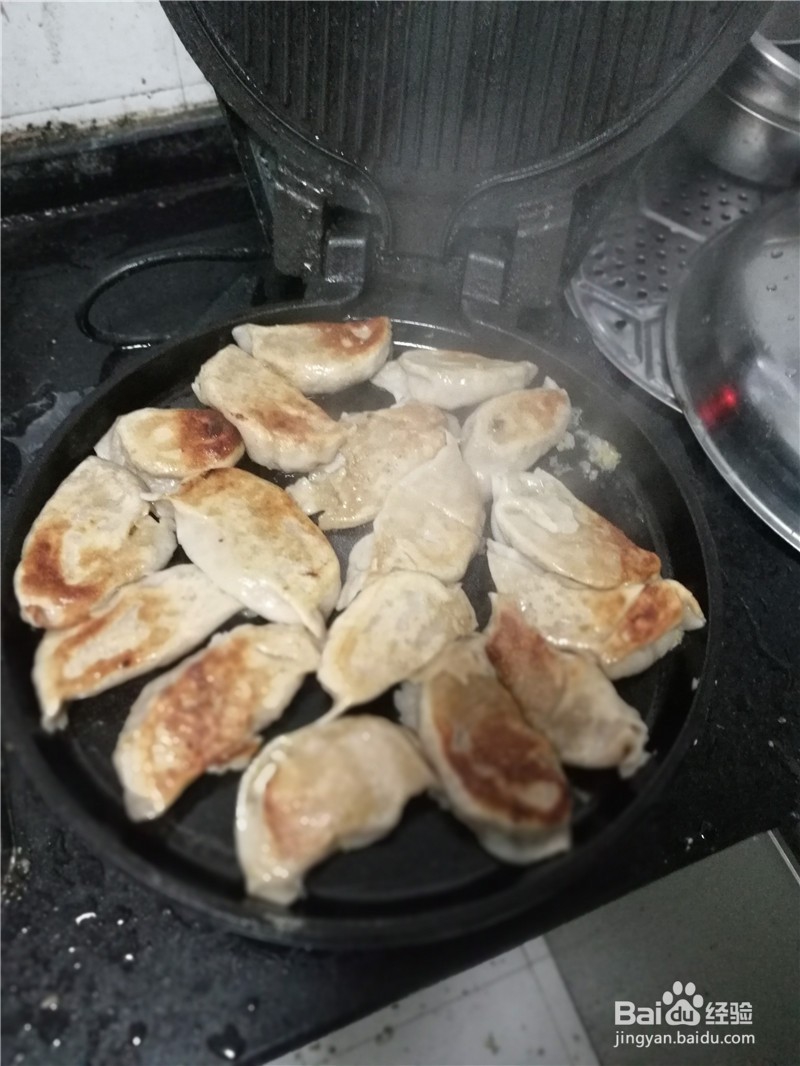 酸菜头道面煎饺
