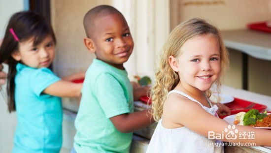 【小鱼宝贝之歌】夏令营活动方案