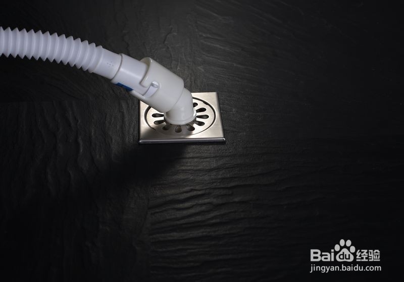 公共场所上厕所马桶太脏没有蹲便器怎么办