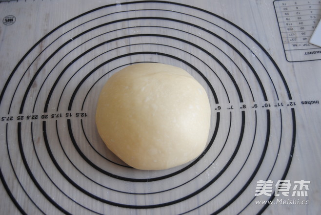 超软淡奶油面包