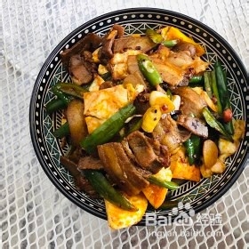 怎么做荷包蛋炒五花肉
