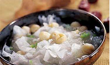 家庭银耳汤的做法