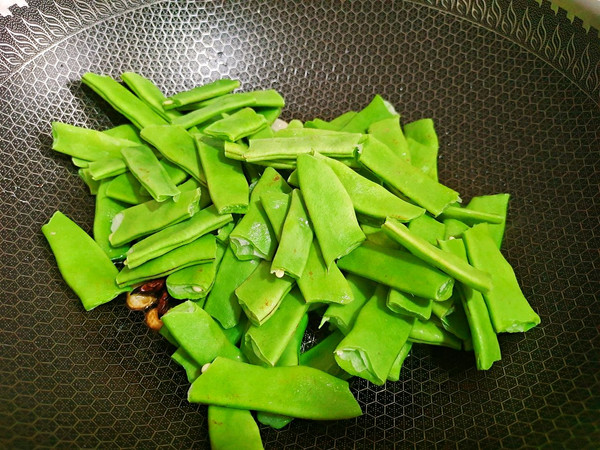 彩椒扁豆炒土豆