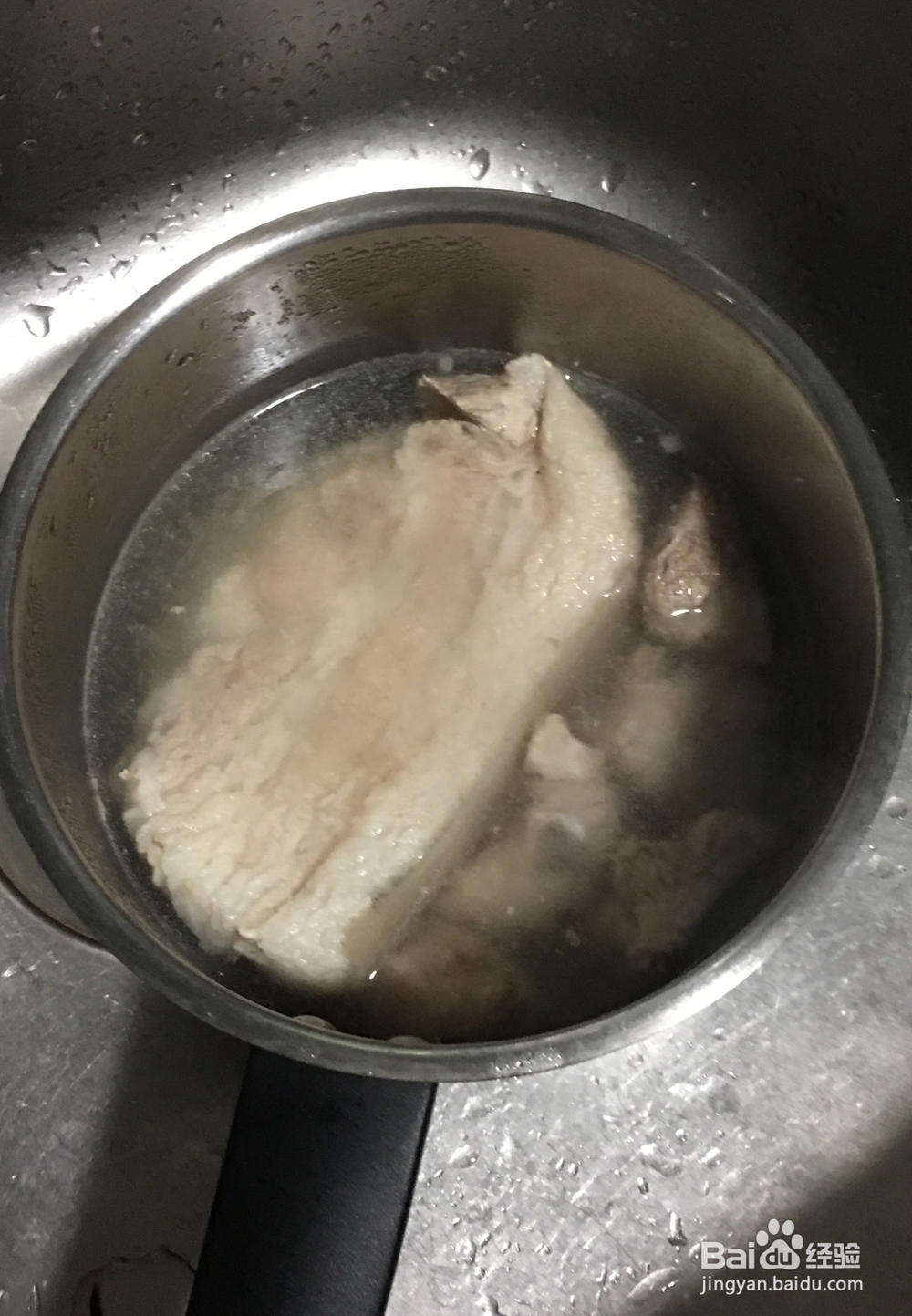 怎样做卤水五花肉？