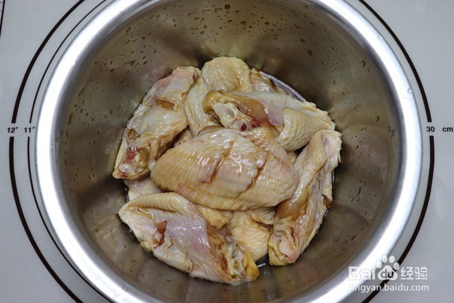 如何制作咸蛋黄烤翅