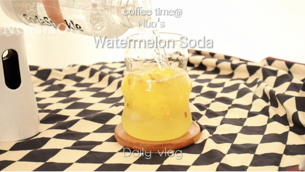 西瓜柠檬气泡水