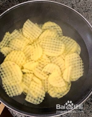 炸土豆片的做法