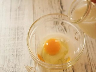 滑蛋炒虾球怎么做?