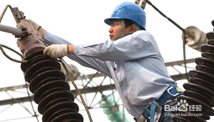 为什么有些人可以用手摸电线