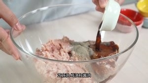 茄汁三鲜狮子头的做法