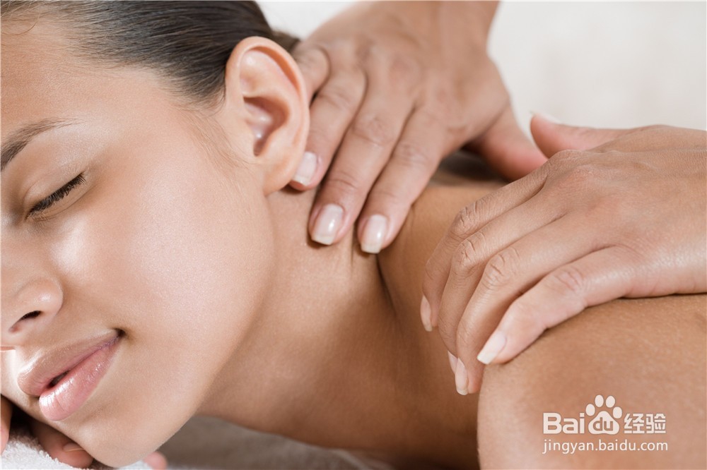 椰子油按摩护肤当精油应该如何使用