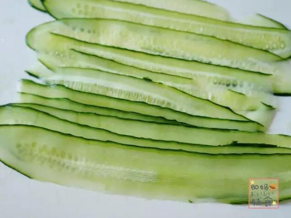 青瓜三文鱼饭卷
