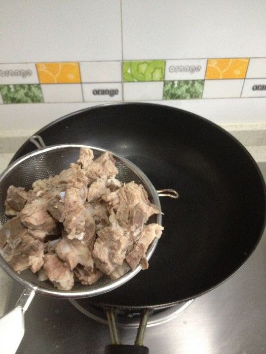 白芸豆焖排骨这样做更好吃
