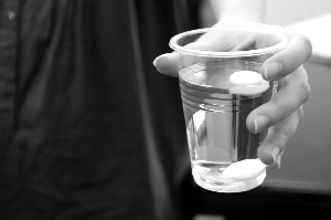 怎么辨别樟脑球的好坏