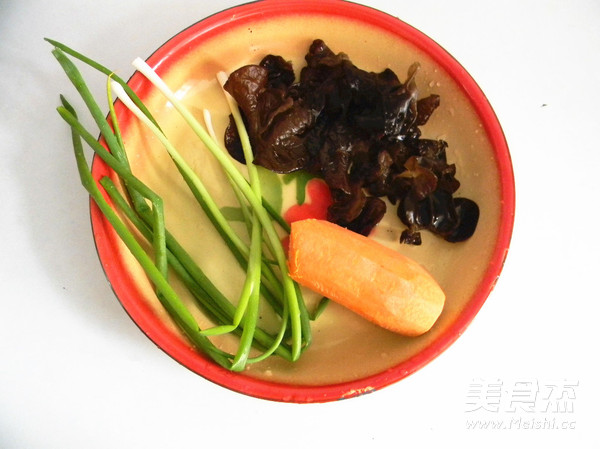 蔬菜鸡蛋三明治