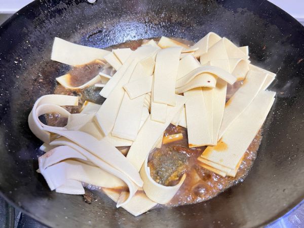东北名菜鲅鱼炖干豆腐