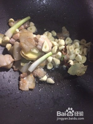 河南特色-五花肉豆角土豆焖面怎么做