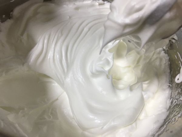 红丝绒双层芝士蛋糕