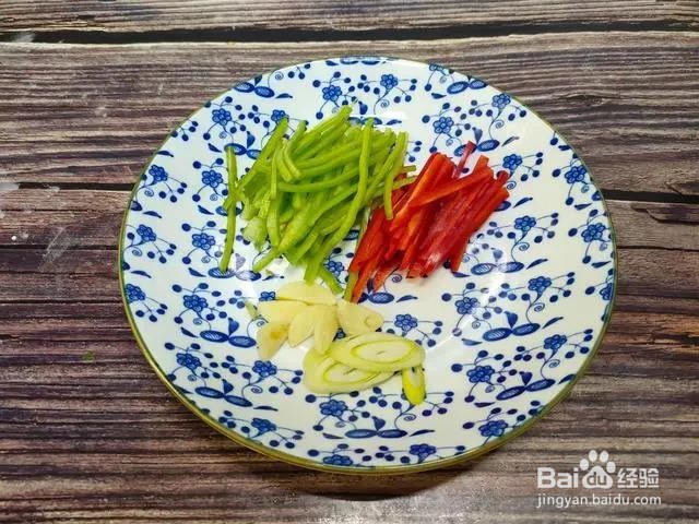 尖椒土豆丝的经典做法