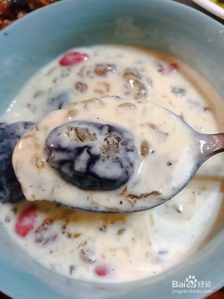 不能拒绝的燕窝桃胶皂角米雪燕牛奶