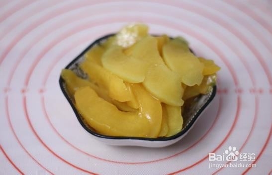 黄桃吐司的做法