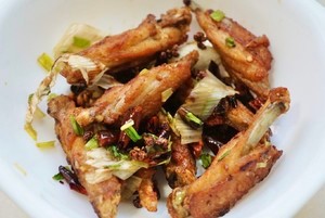 干煸鸡翅做法