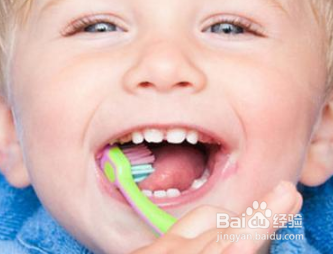 牙齿保健神话你能经常刷牙吗？