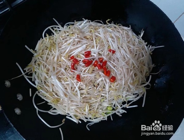 爆炒酸辣绿豆芽