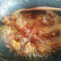 如何制作美味的糖醋排骨?