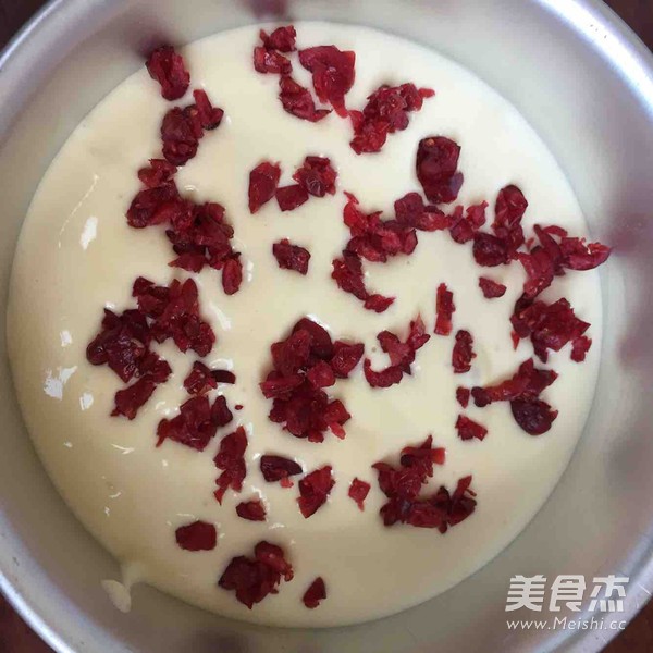 蔓越梅戚风蛋糕