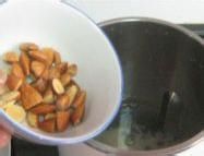 红枣杏仁黑豆糯米糊