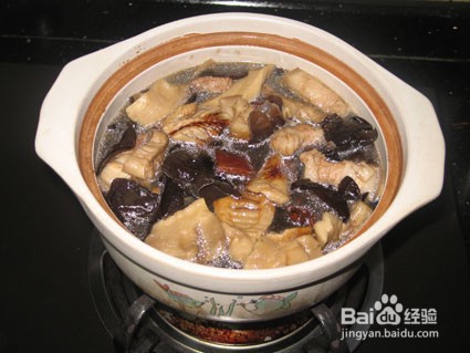 笋干炖肉的做法