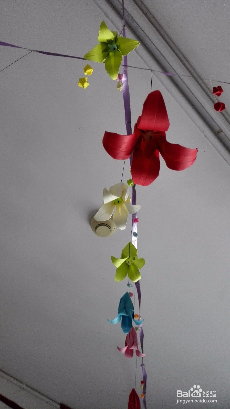 如何折出好看的百合花