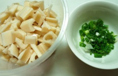 开胃菜的做法（糖醋藕丁）