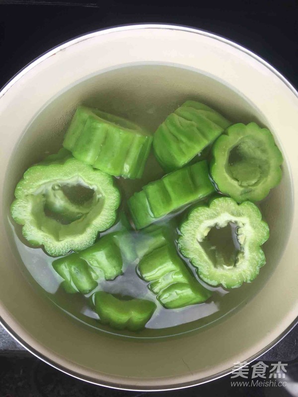 酿苦瓜的家常做法