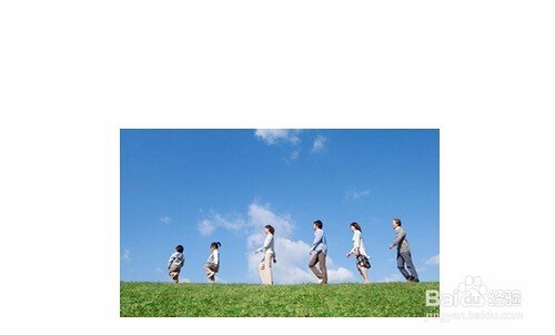 浅蓝色衣服适合皮肤黑的穿吗服装搭配讲究